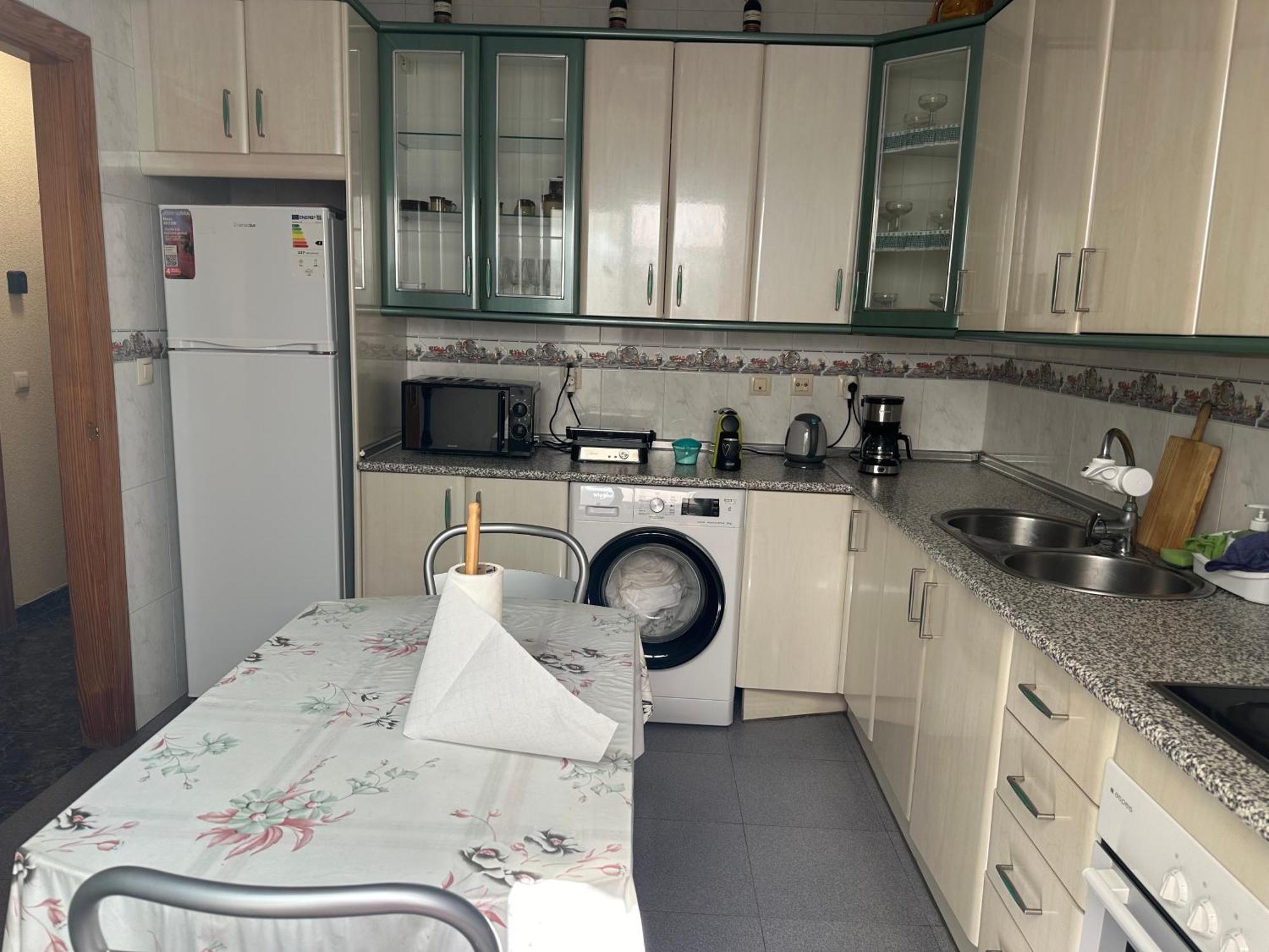 Almeria Centro Habitacion Privada En Apartamento Compartido Kültér fotó