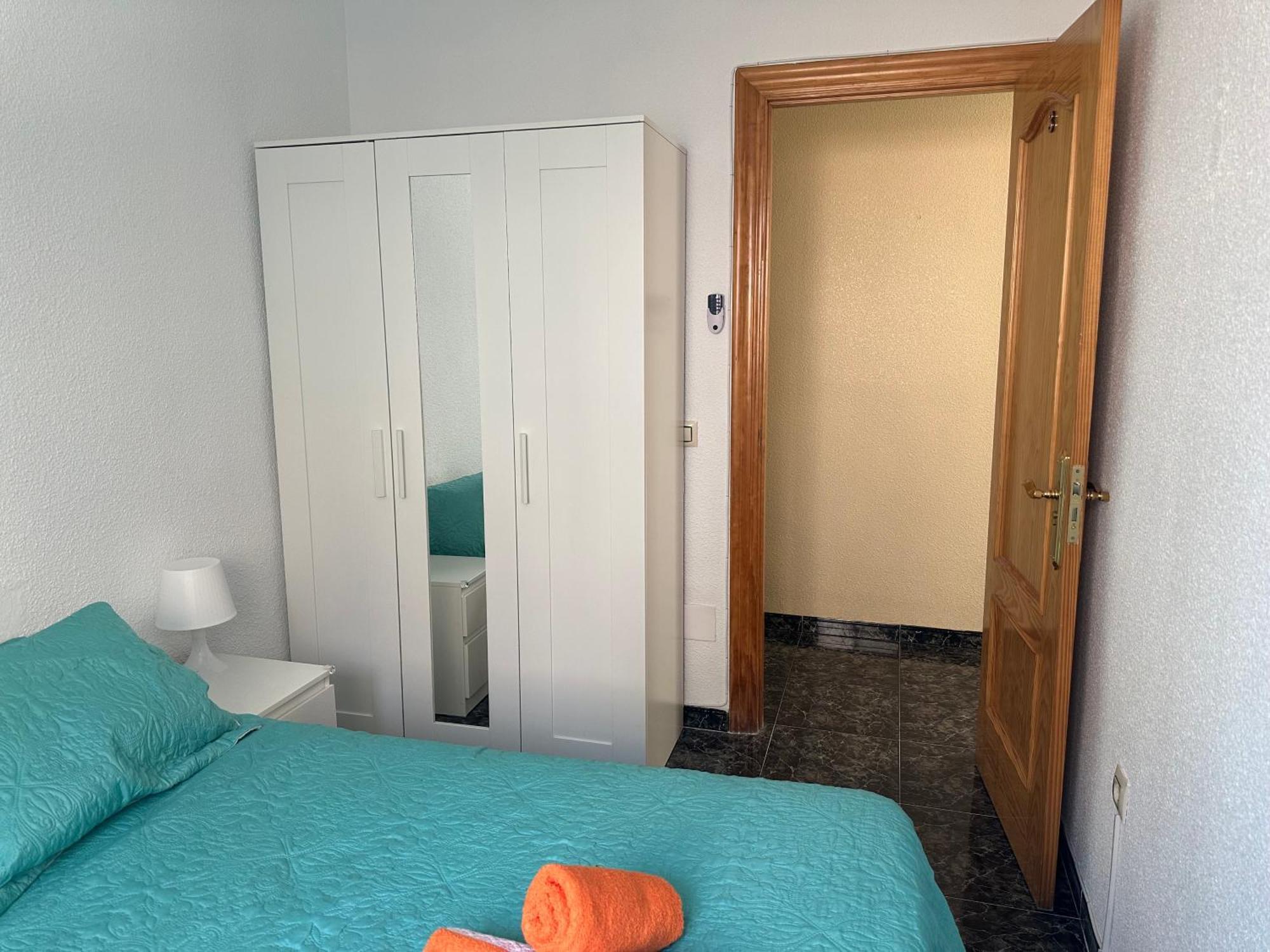 Almeria Centro Habitacion Privada En Apartamento Compartido Kültér fotó