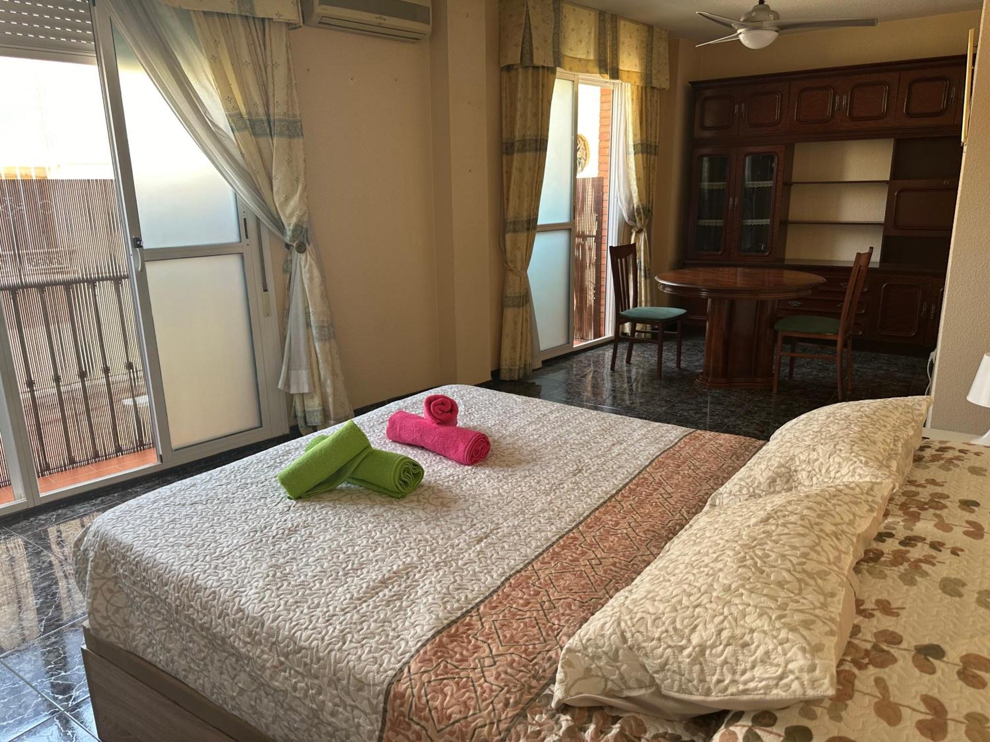 Almeria Centro Habitacion Privada En Apartamento Compartido Kültér fotó