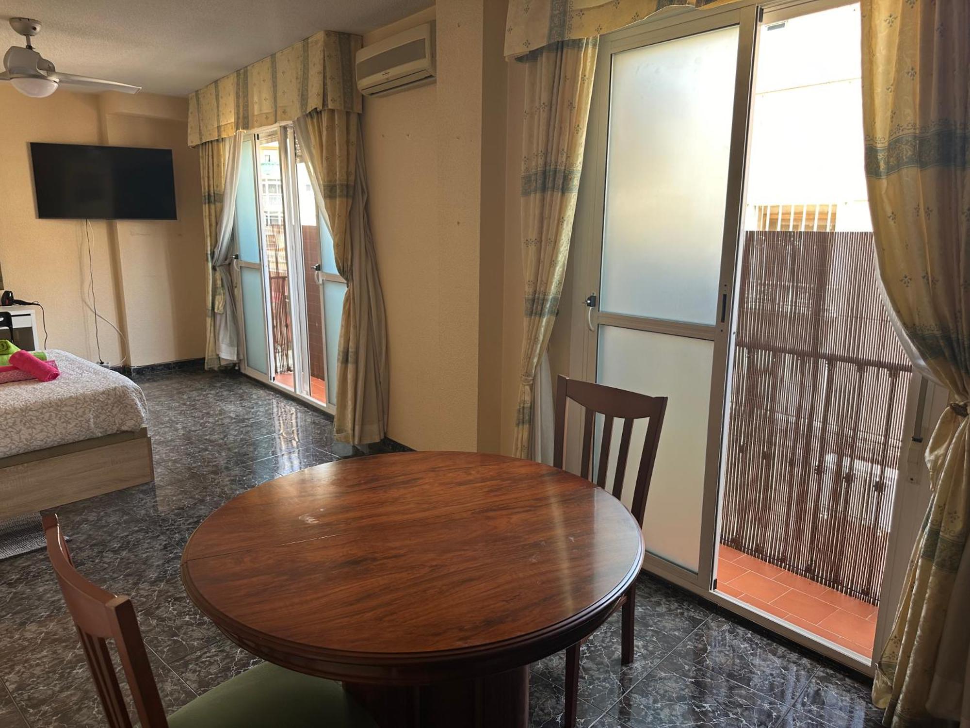 Almeria Centro Habitacion Privada En Apartamento Compartido Kültér fotó