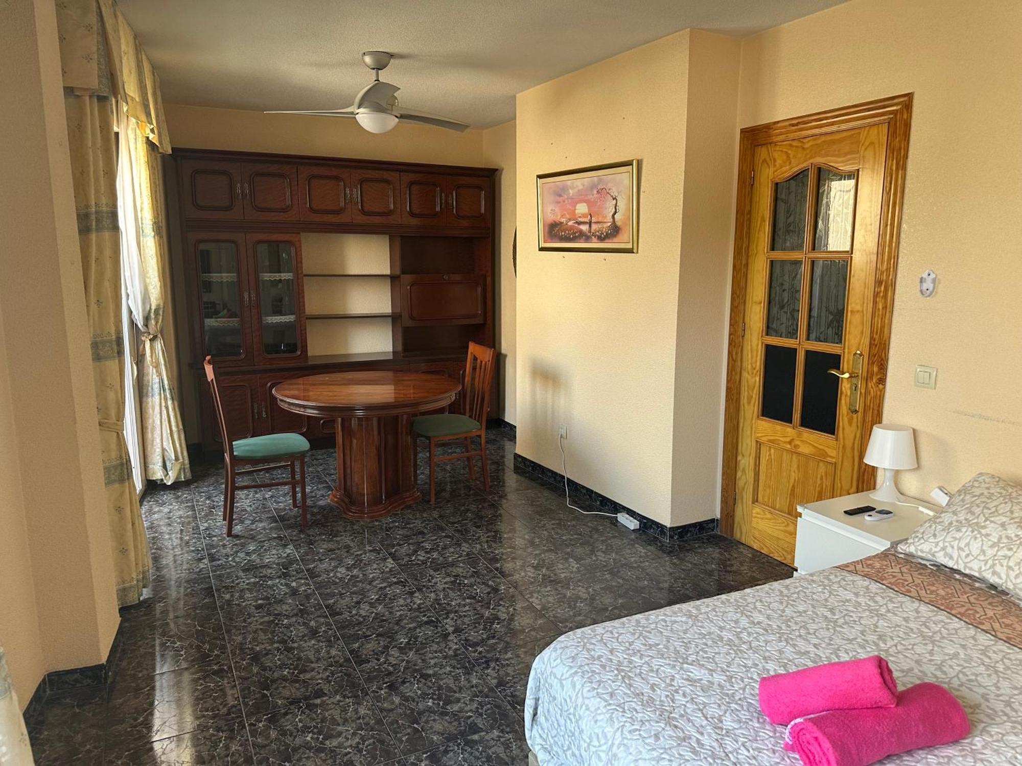 Almeria Centro Habitacion Privada En Apartamento Compartido Kültér fotó